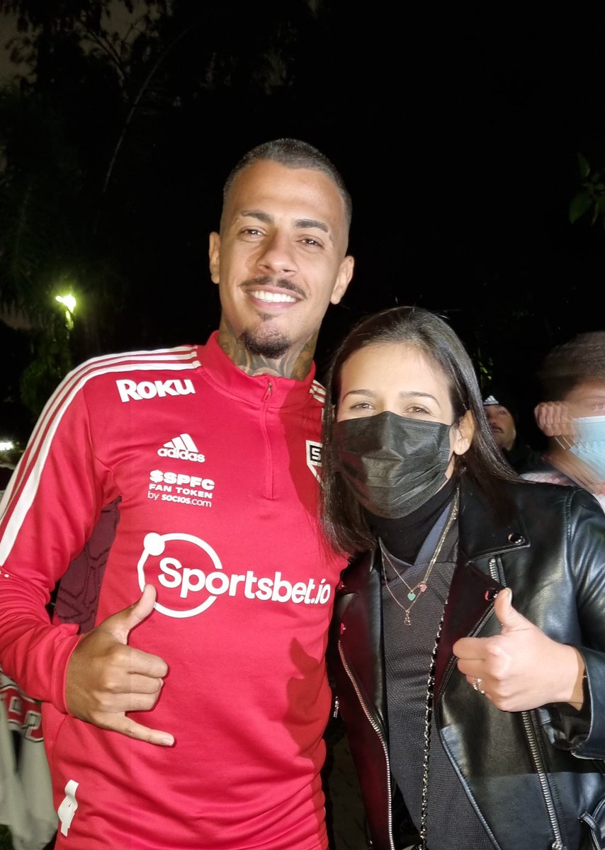 anacauchoa's tweet photo. Elite, estamos falando da elite! ❤️🤍🖤 https://t.co/teFdBnG6b6