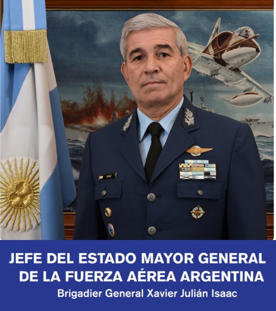 leales_heroes's tweet photo. Este es el JEFE DE LA FUERZA AEREA ARGENTINA
Quién cumpliendo ordenes de los TERRORISTAS, trasladó en un avión de nuestro EJERCITO ARGENTINO a GUERRILLEROS ASESINOS de los años 70.
Un hecho ABERRANTE y falta de respeto a TODO EL PUEBLO ARGENTINO
TRAIDOR!!!
#FueraIsaac https://t.co/lfA1I2isy0