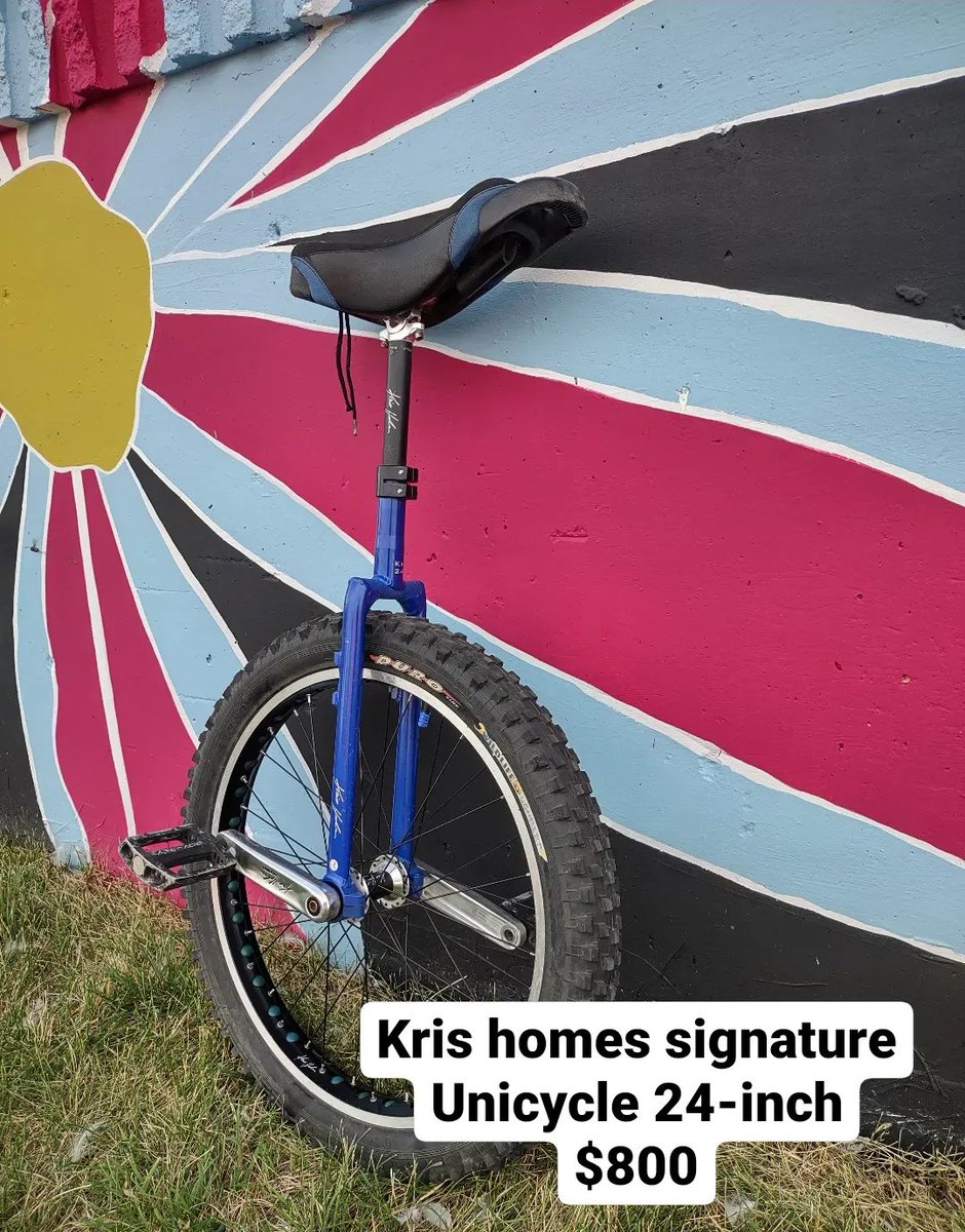 bathtubbikes's tweet photo. Just got this stylish Kris homes signature unicycle in π walk-ins are welcome daily for test rides if you dare. LoL
.
#yyc #yycbike #calgary #albeta #unicycle #Calgary https://t.co/gDR0Wlyitj