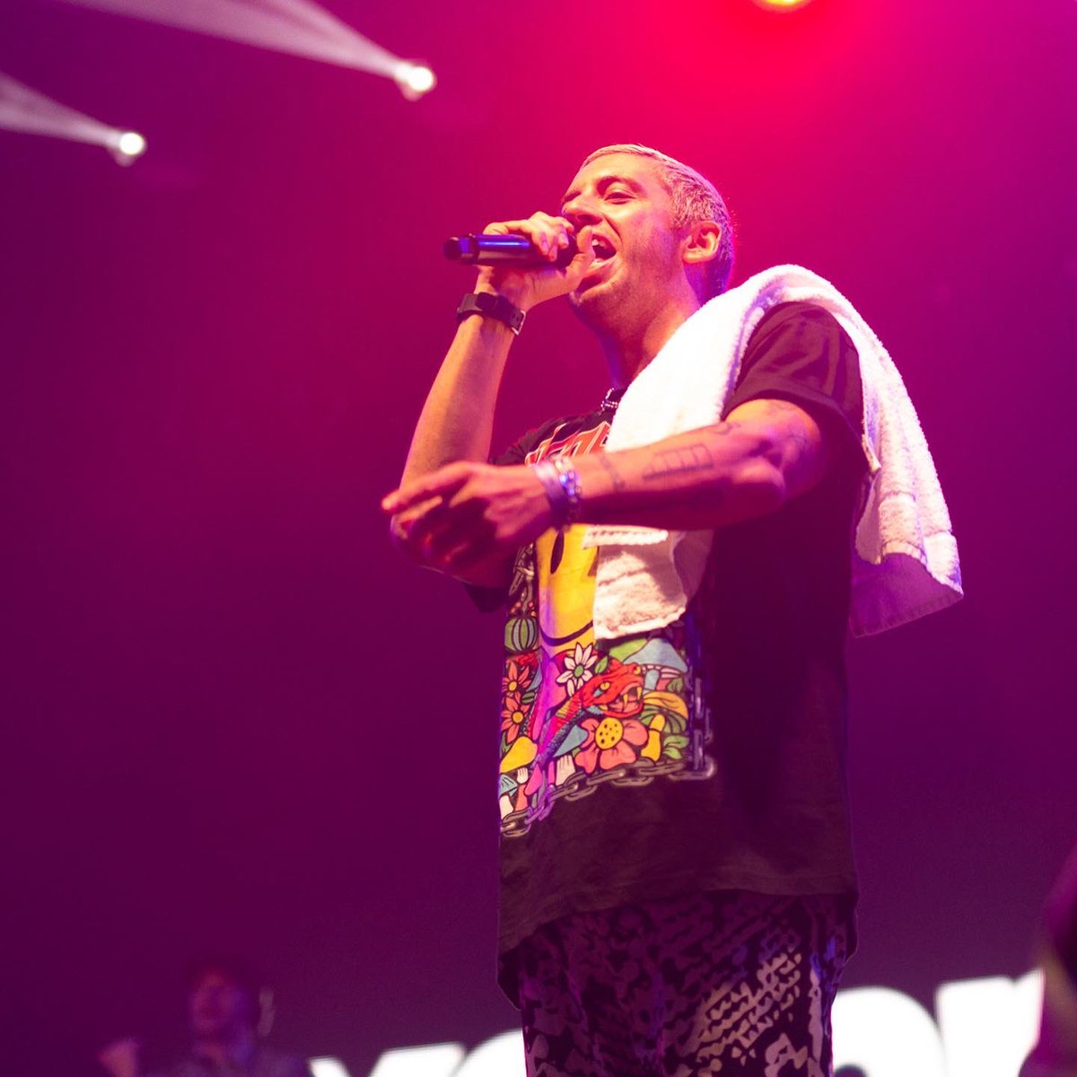 Solent_Prods's tweet image. Rounding off the second day of performances at #CampBestivalShropshire with a bang 💥

#campbestival2022 #production #film