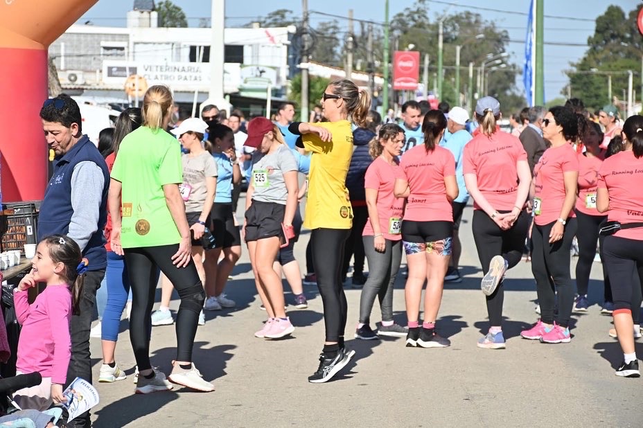 DireccindeDepo5's tweet photo. Y cuenta con 2 distancias de participación: 5 Km y 10 km.  Agradecimiento especial a la Dirección de Tránsito de la IDR, a la Dirección de Tránsito de la Jefatura de Policía de Rocha, Batallón de Infantería Mecanizada Nro 12, Comero, Sentir Acompañantes + https://t.co/8Un1xcekJp