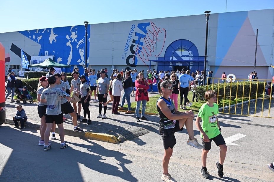 DireccindeDepo5's tweet photo. Y cuenta con 2 distancias de participación: 5 Km y 10 km.  Agradecimiento especial a la Dirección de Tránsito de la IDR, a la Dirección de Tránsito de la Jefatura de Policía de Rocha, Batallón de Infantería Mecanizada Nro 12, Comero, Sentir Acompañantes + https://t.co/8Un1xcekJp