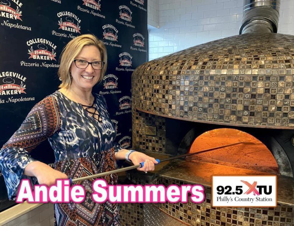 CvilleBake's tweet photo. Happy #NationalRadioDay to @AndieSummers of @925XTU!🎙

#collegevilleitalianbakery #morethanabakery #925XTU https://t.co/fUGrKkLyJy