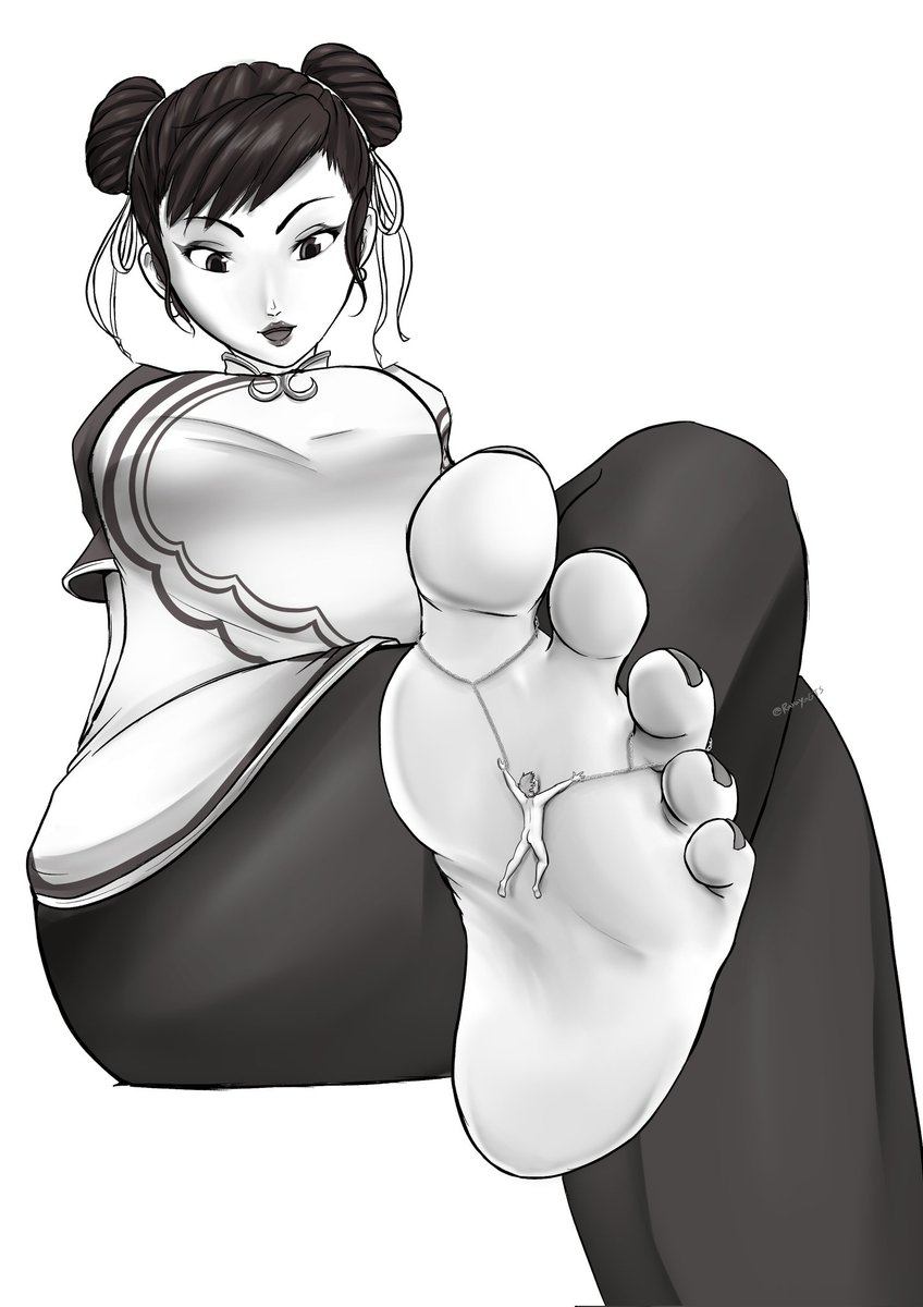 Chun-Li 💙 --

This is your fate if you lose to Chun Li .. Forever living as an accessory under her soles.

#sizetwitter #feet #ChunLi #Giantess #StreetFighter6 #GTS #足の裏 #サイズフェチ