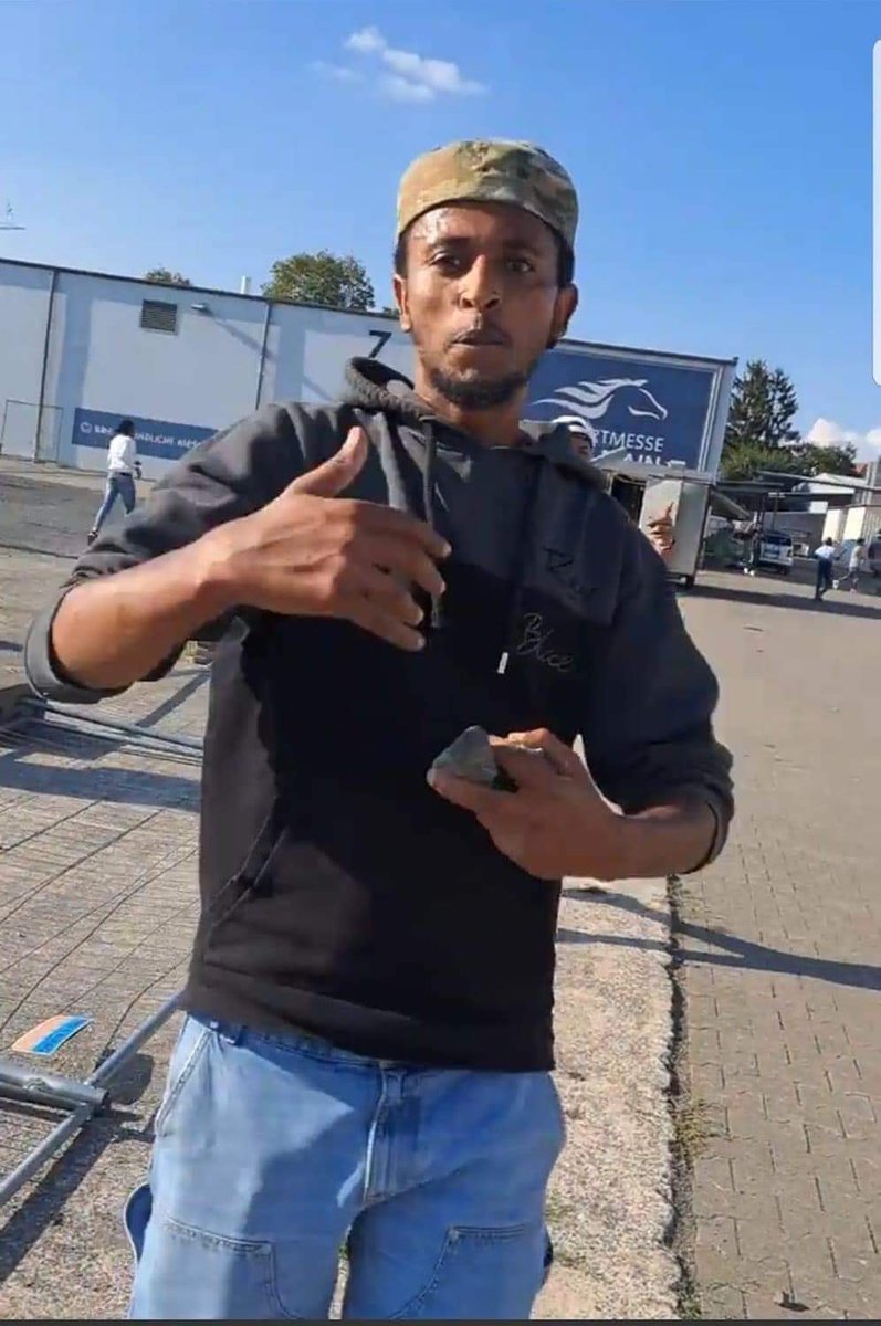 tesfanews's tweet photo. The Eritrean Festival that was scheduled to be held tonight in the German town of #Giessen, has been sabotaged by a group of hooligans from Tigray region of Ethiopia who claimed asylum in the country as "Eritreans". 

Police advised the organizing committee to POSTPONE the event. https://t.co/iTxyqtGZn0