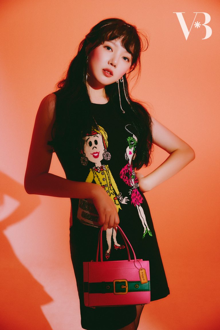 dramaniac92's tweet image. #Yerin para la revista #YourVibes