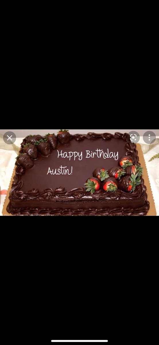 Austincharge's tweet photo. Does anyone else's mam just send them photos of a cake from Google Images for their birthday? 😂
#HappyBirthday #YouCantHaveThatOne
#ThatsACoconutCake https://t.co/TKB9si0HdU