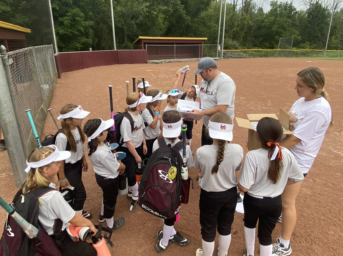 MarvelsMidwest's tweet photo. Some photos from Day 1 of the Midwest Marvels Kickoff!

#MarvelUS #Softball #fastpitch #9U https://t.co/DpP3NiBnuW