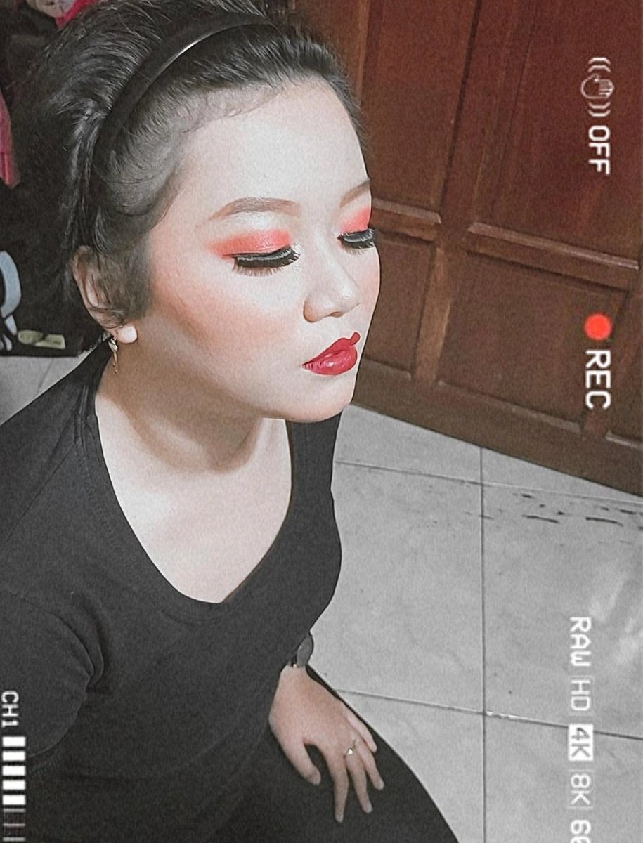 Hey, bestfriend .. 
your baby girl is getting bigger now, you must be proud of her, you should! you raised her good, and she do well .. RIP 🌹
as i promise, she will always a daughter to me!