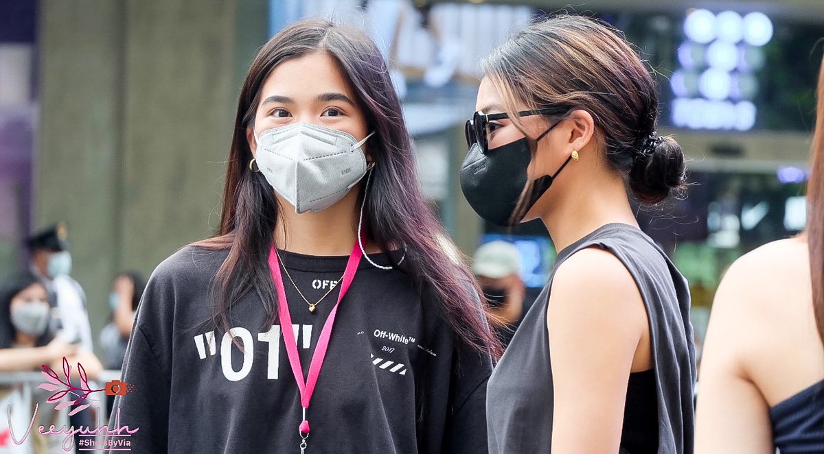 ShotsByViaaa's tweet photo. #Pawchella | #BINI 
🗓 8/20/22 | 📍 5th Avenue Bonifacio High Street

@BINI_ph | @bini_aiah | @BiniAiahOFC | @bini_colet | @BiniColetOFC | #ShotsByVia 🙋🏻‍♀️ https://t.co/a7Vznhxs8C