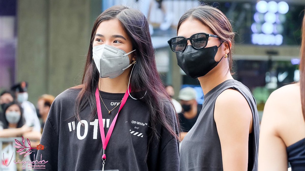 ShotsByViaaa's tweet photo. #Pawchella | #BINI 
🗓 8/20/22 | 📍 5th Avenue Bonifacio High Street

@BINI_ph | @bini_aiah | @BiniAiahOFC | @bini_colet | @BiniColetOFC | #ShotsByVia 🙋🏻‍♀️ https://t.co/a7Vznhxs8C