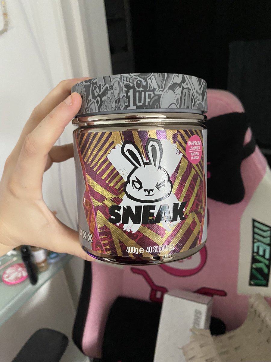 MrsFluffyness's tweet photo. Oh yeah and another obsession or well just another love of my life #love #addiction #addicted #obsession #sneak #sneakenergy @SneakEnergy https://t.co/Hl19B7XJzP