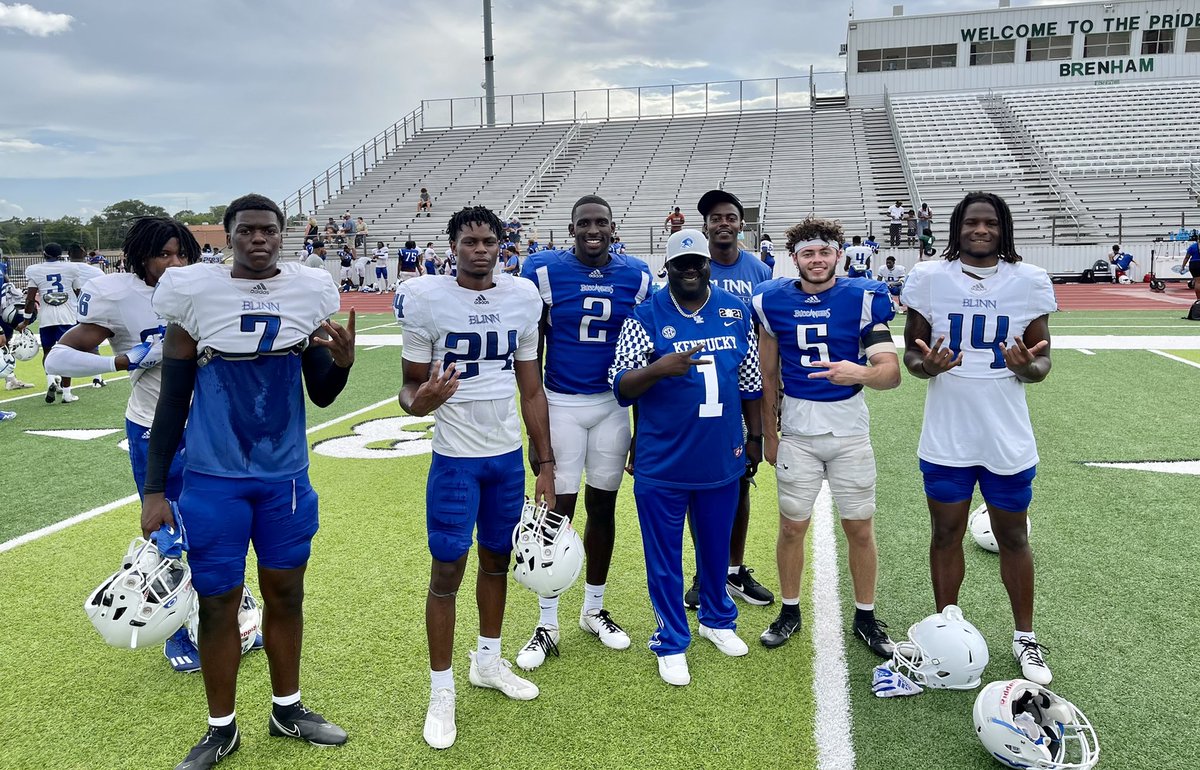 On God, These My Guys, Ya Heard Me! 
<a href="/BLINNFBRECRUIT/">BLINN FB RECRUITING</a>  <a href="/Coach_RyanMahon/">Ryan Mahon</a> <a href="/CoachSchuHoops/">Scott Schumacher</a> <a href="/CoachFields120/">Coach Fields</a> <a href="/cavelar10/">christian avelar🇸🇻</a> <a href="/blinnhousing/">Blinn College Housing & Residence Life</a> <a href="/BlinnCollegeAT/">Blinn Athletic Training</a> <a href="/CalebGodfrey12/">Caleb Godfrey</a> <a href="/CameronNewton/">Cam Newton</a> <a href="/GovanDarrius/">Dee</a> <a href="/DGray_5/">Danny Gray</a> <a href="/Fvmous_ey/">.</a> <a href="/EricgoosbyIII/">Eric GoosbyIII</a> @iam_Branham <a href="/troyoliver16/">Troy Oliver Jr</a> <a href="/BOI_Junior/">Junior boi</a> <a href="/290Sports/">Banner-Press Sports</a>