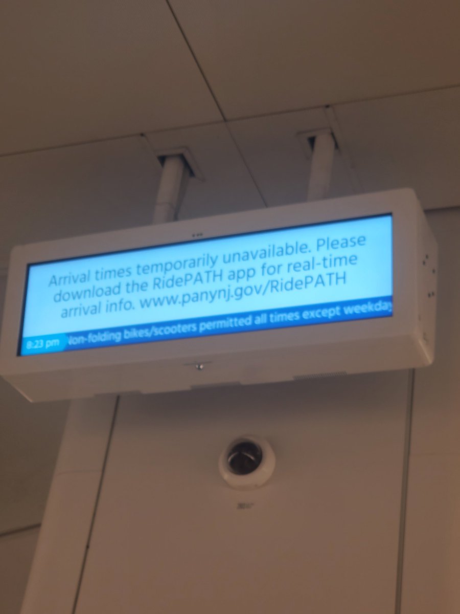 miserableratio's tweet photo. @PATHAlerts just the PATH at its daily, inevitable delay that can never be fixed. When is the NWK train arriving to WTC? https://t.co/rNqiVmPqw3