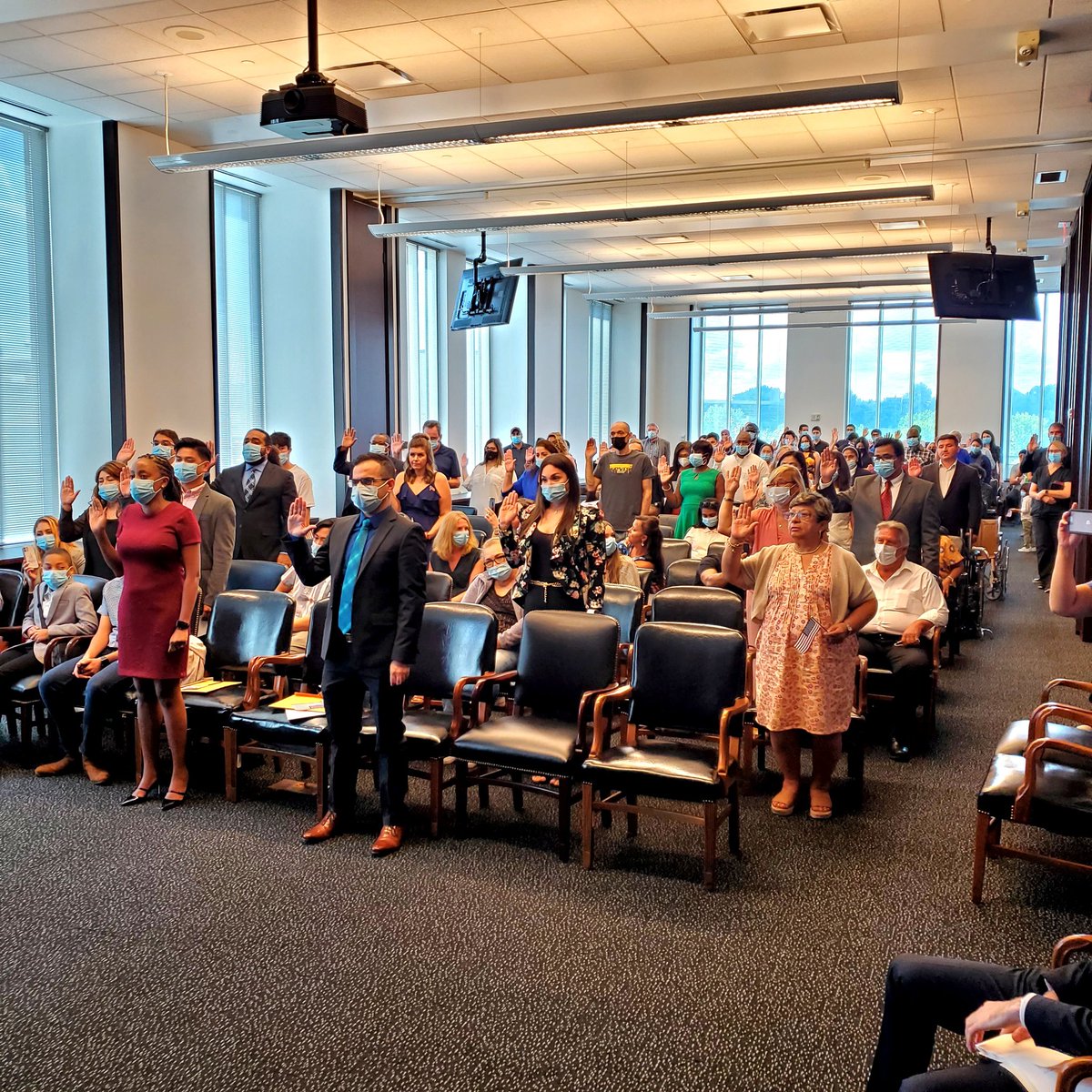 OCACleveland's tweet photo. Congrats and welcome to the 63 new Americans at the 8/19 Naturalization Ceremony with the Judge Greenberg administering the Oath of Allegiance. @OCACleveland was honored to assist 40 new citizens in registering to vote.
#ACEnetwork #ACEtheVote #ImmigrantsWelcome #NewAmericans https://t.co/O51lJG7zSm