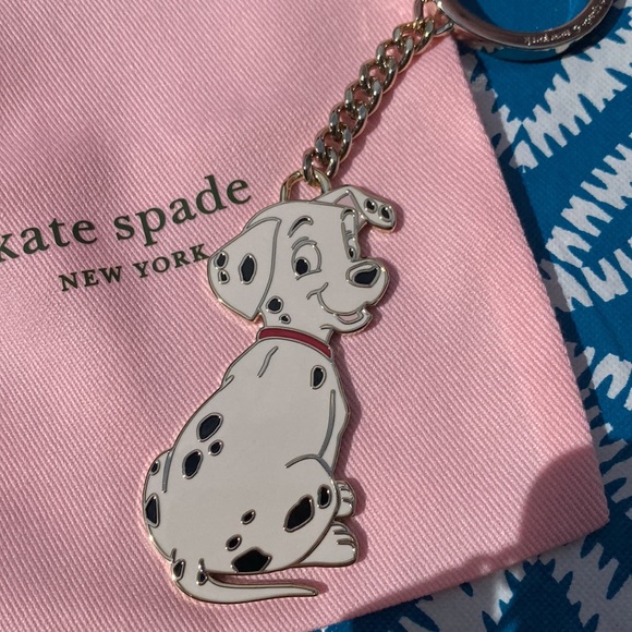 Verlaglam's tweet photo. So good I had to share! Check out all the items I'm loving on @Poshmarkapp from @mtcloset88 #poshmark #fashion #style #shopmycloset #katespade #twog #kamik: https://t.co/VgitH86hl9 https://t.co/sVeCcEZZiB