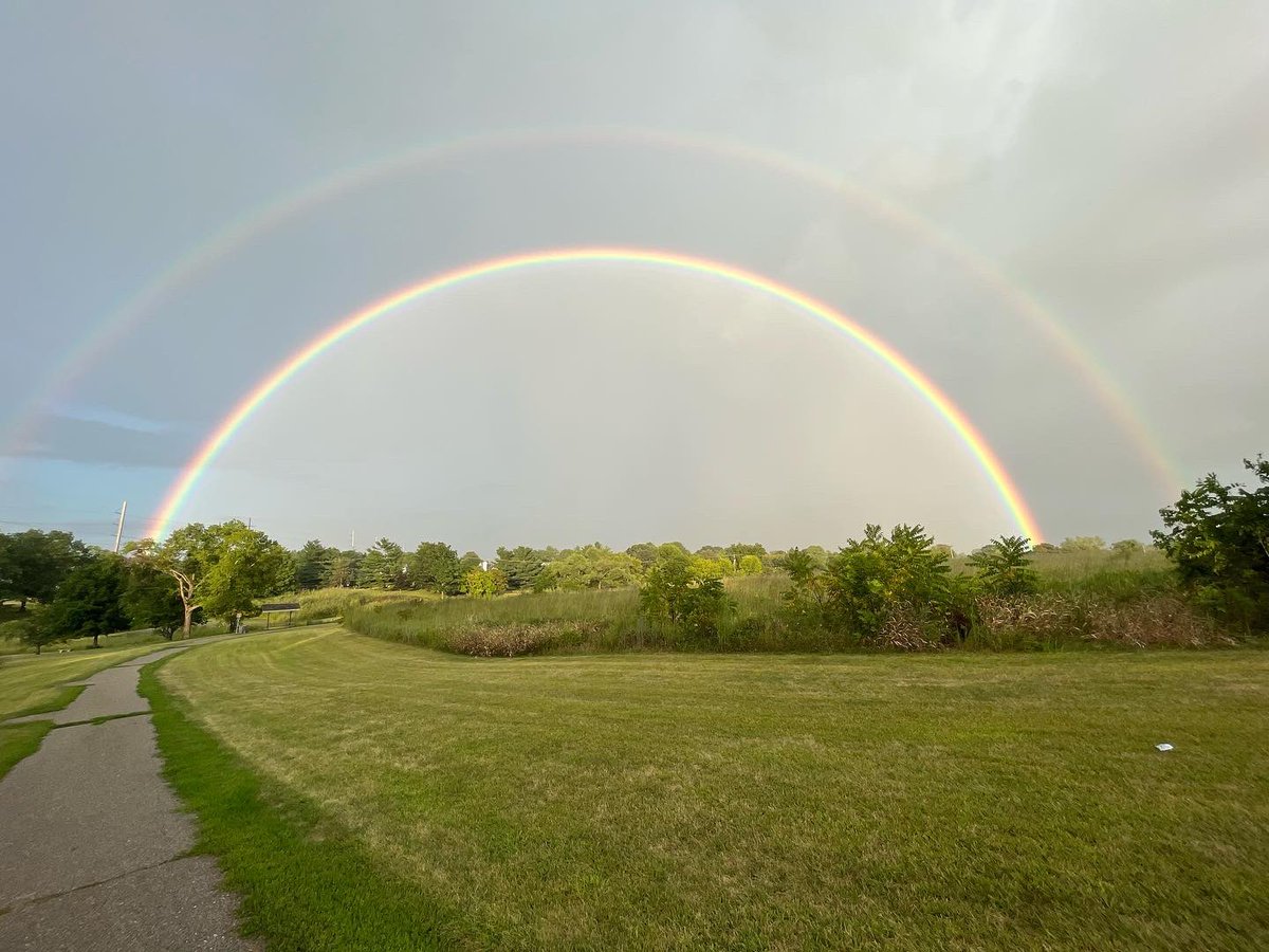 cityofames's tweet photo. An impressive end to Saturday with a double rainbow 🌈 captured at Moore Memorial Park.

#rainbow #doublerainbow #AlwaysAmes https://t.co/LilHULroi2