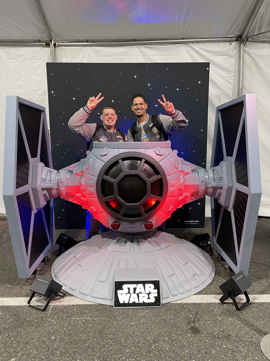 PPophunter's tweet image. 🤗🤗 @OriginalFunko #Funkon2 #FunkoHQ #Funkon2022 #fatherNson #FunkoFamily #Funkopopcollectors #fotw #myfunkostory @your_boy_tone