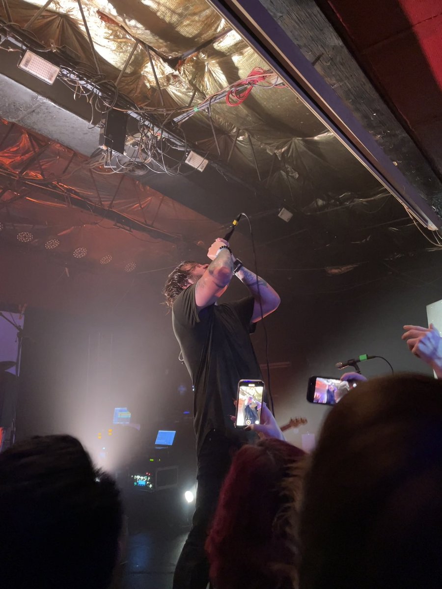 FreePlusThree's tweet image. Had to miss the second show unfortunately, but I already miss this…
Hope you had a great second show @famouslastwords