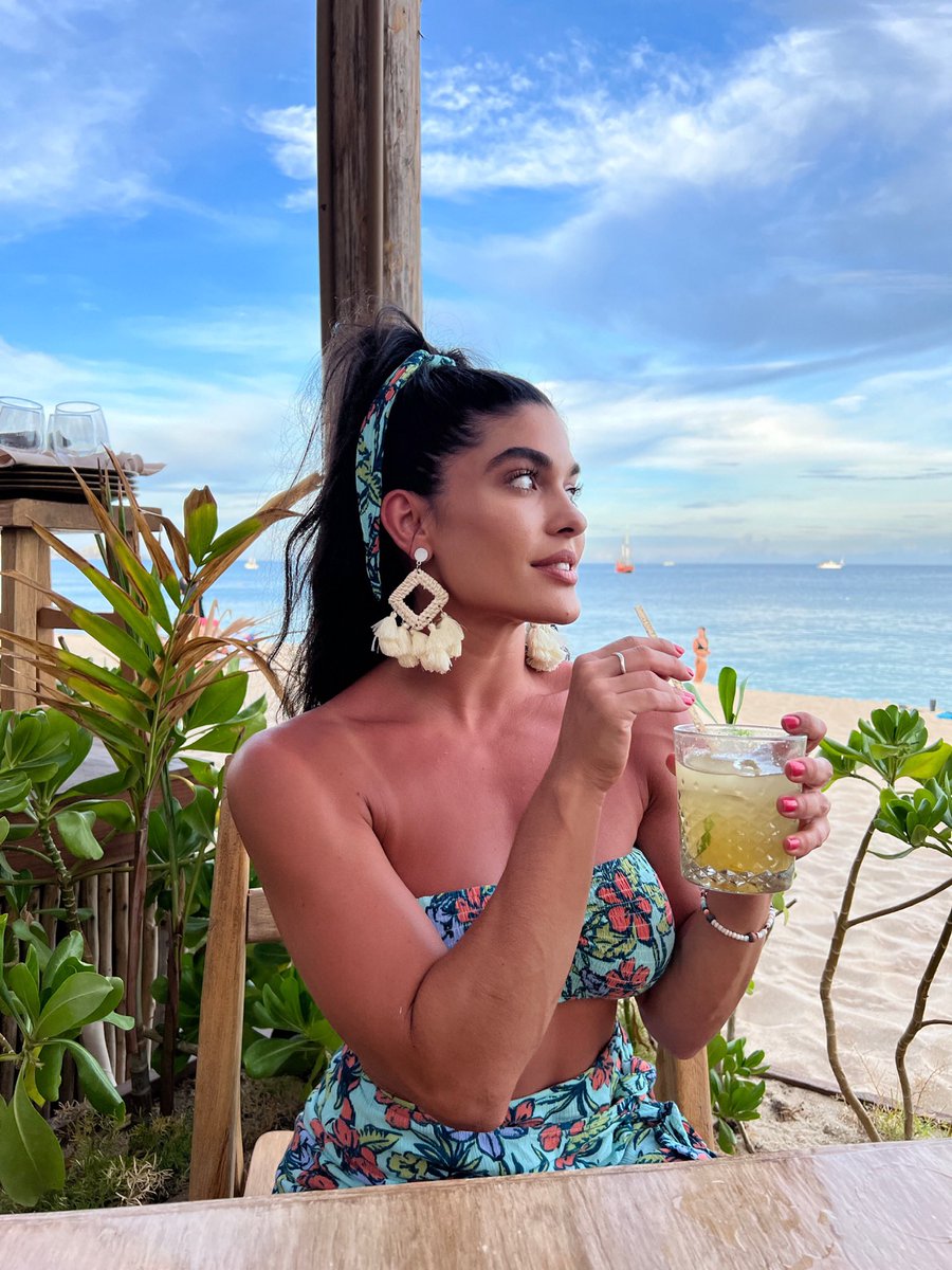 MissRizzo's tweet photo. Seaside views 🇲🇽 https://t.co/KI6RRsHcej