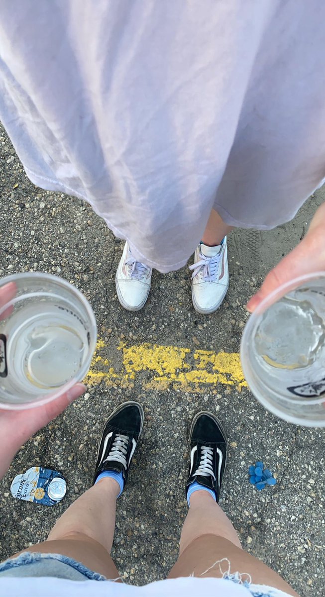 allybraks's tweet photo. @caitlinbrakel they gotta keep us separated https://t.co/TopSZiVToG