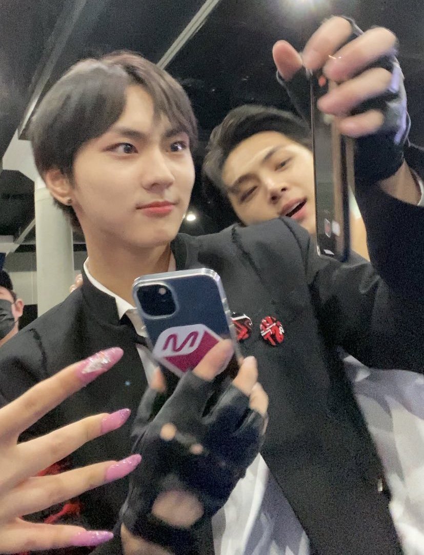 jollywonie's tweet photo. JAYWON CUTIES 😭 https://t.co/pil8y6IijG