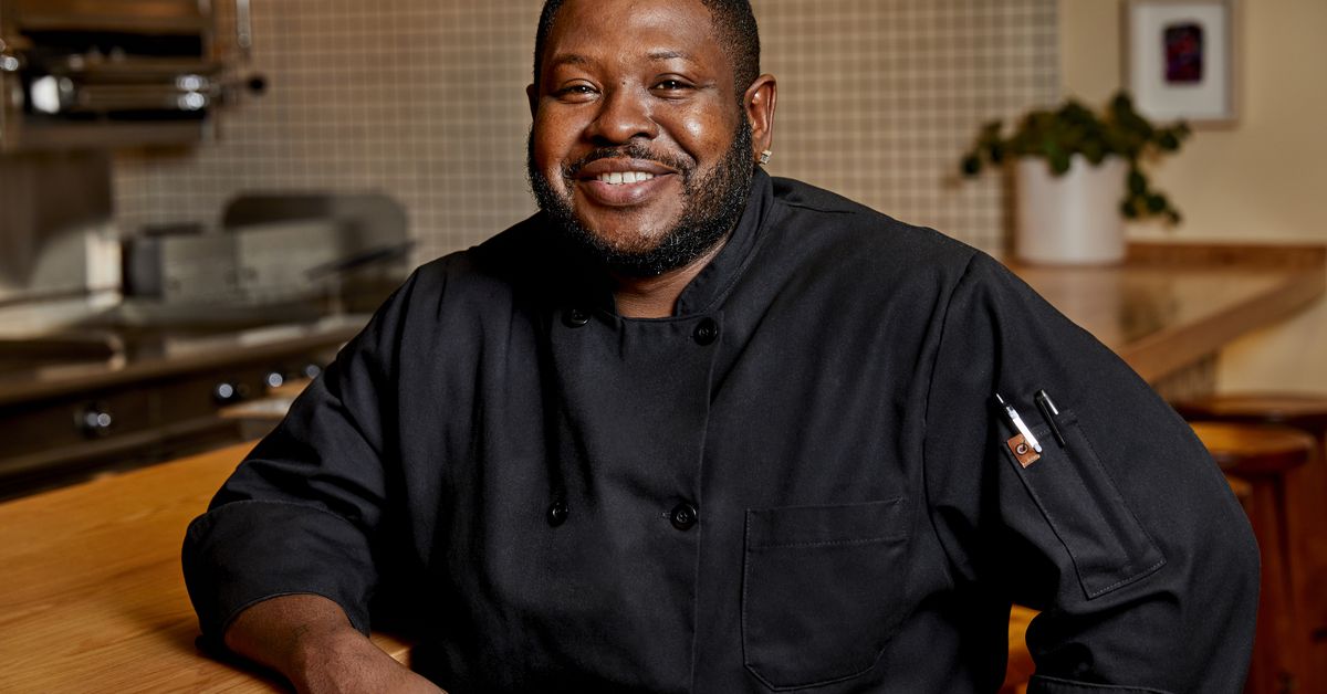 jetfreshchefs's tweet photo. LA Native Keith Corbin Talks Prison and Purpose in New Chef Memoir https://t.co/fctAY4GVDQ https://t.co/zHZAI5EHzK