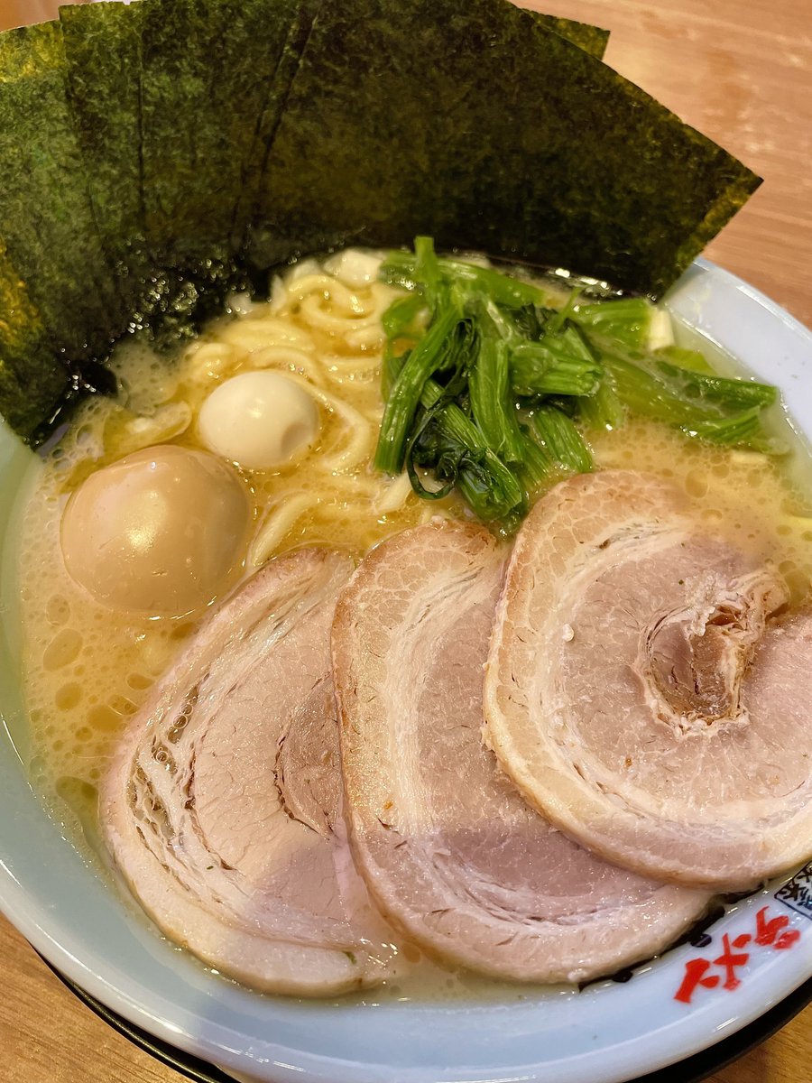 okkiena69's tweet photo. スタジオ後に町田商店でらーめん食べて帰宅🍜
おはようございます🙋‍♀️

#オッキーナ
#お昼ごはん
#町田商店
#anpeg
#v4b
#おはようございます https://t.co/OolQlfmBl0