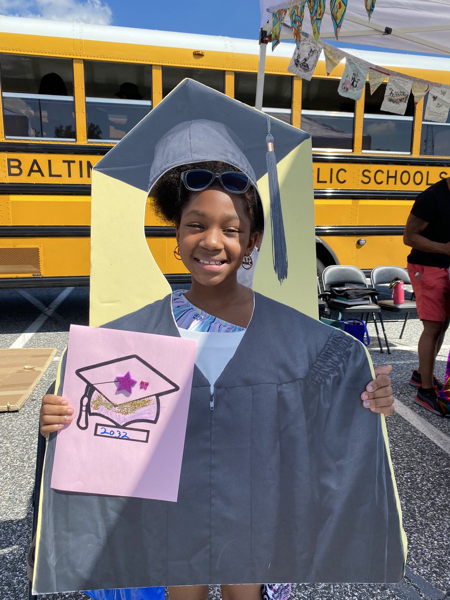 MiddleRiverAVID's tweet photo. BCPS has a BRIGHT future with these “Class of…” scholars!!!!! https://t.co/CDD8xRxqvN