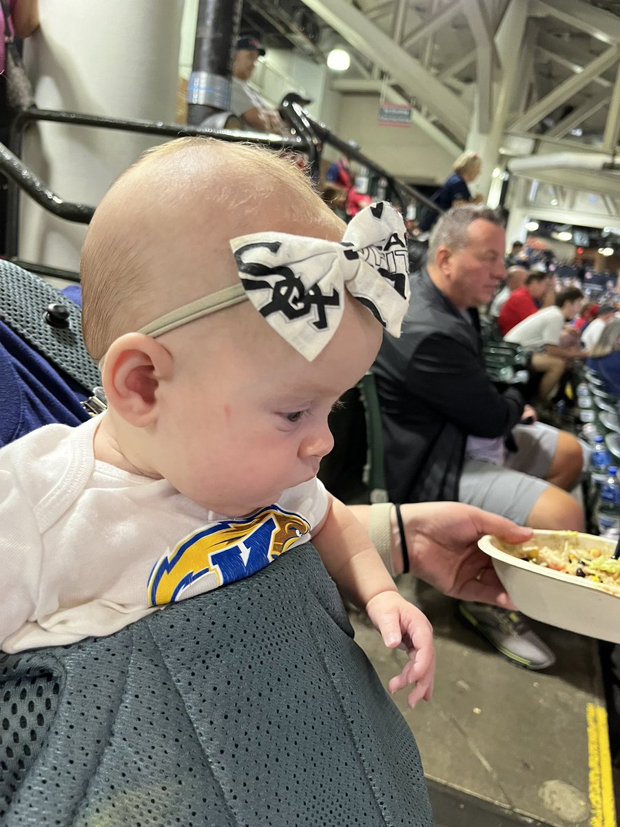 cortney397's tweet photo. The @stevestone fan club has waited out the rain delay for her first @whitesox road game! PS The burrito is delicious https://t.co/iR0X5C2eYQ