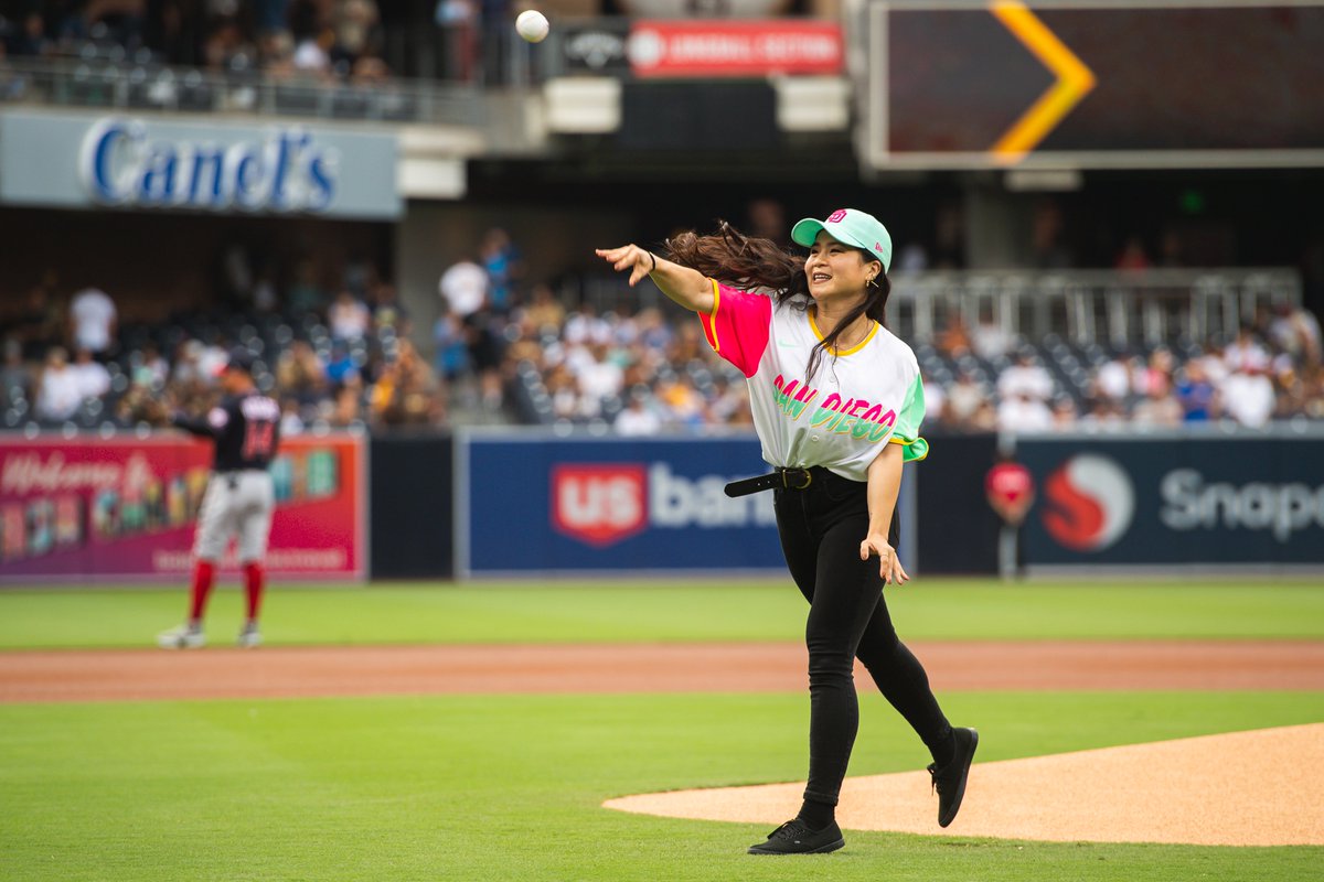 PetcoPark's tweet image. From a galaxy far, far away to Petco Park, @starwars actress Kelly Marie Tran stopped by to throw out the first pitch at tonight's @Padres game!