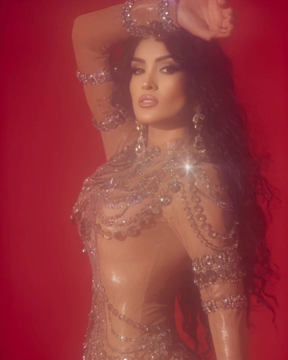 Larrydejesus_'s tweet photo. #TeamMSoifer las envidiosas siempre queriendose colagarse de MicheilleSoifer. https://t.co/AJF5qps4iN