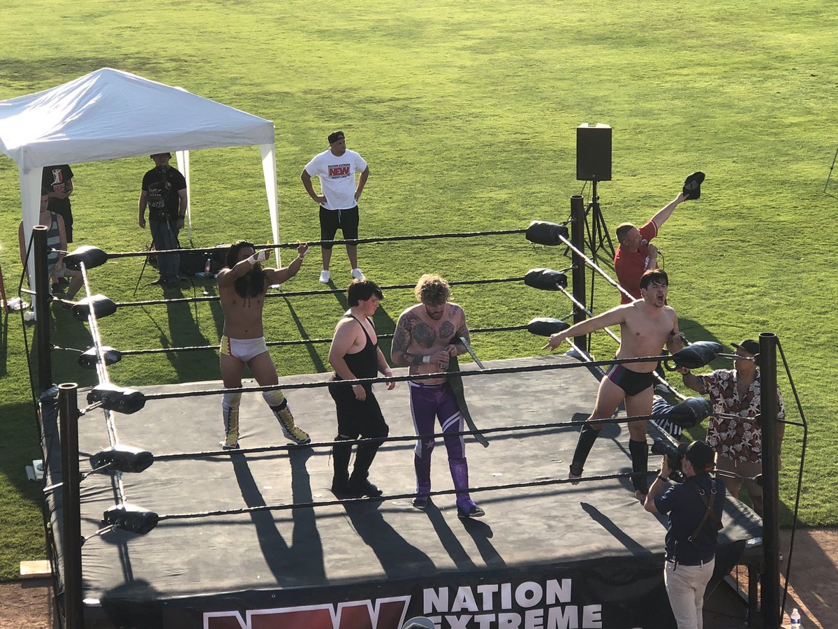 paliontology's tweet photo. Evan hits his finisher and…congratulations to the NEW @NEWWrestlingInc champion @Evan_Rivers_!! #NEW8 https://t.co/EEiowTBh2c
