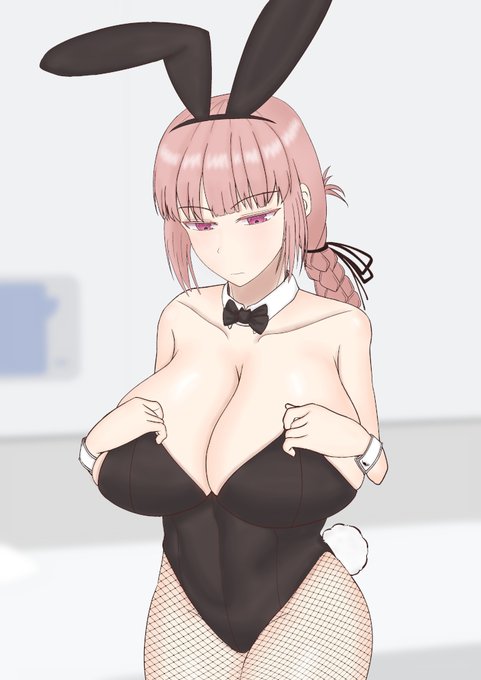 今年も婦長に着てもらいました
#バニーの日 