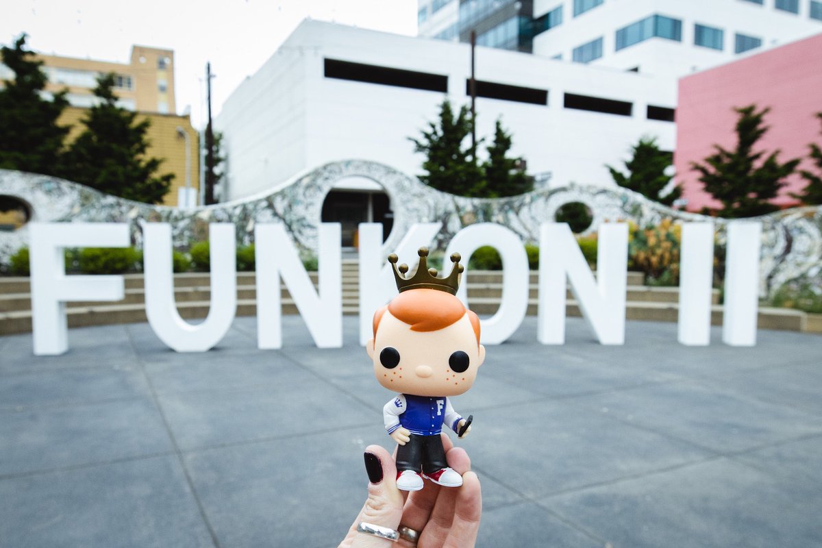 OriginalFunko's tweet image. Thank you for a GREAT #FunKon2022 Funko Funatics! We appreciate each and every one of you! 👑 #Funko #FunkoHQ