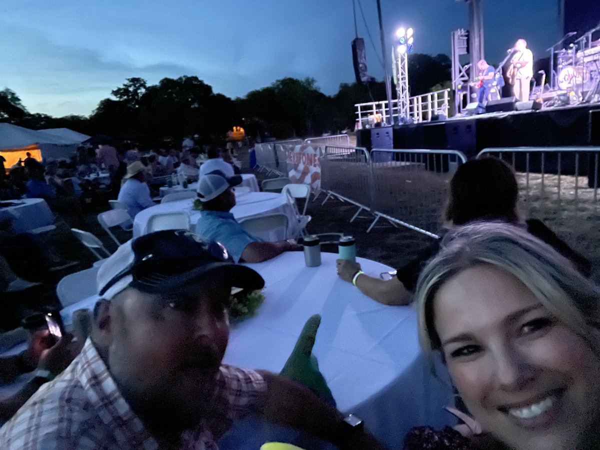 Supporting ⁦@CLTXFB⁩ and all the other athletes ⁦@canyonlakehs⁩ with some ⁦@corymorrowband⁩ ! Fun time at the lake! #lakeisrising ⁦@CLHS_Principal⁩ ⁦@Dkl1220⁦@dkl1220_daniel⁩ ⁦@cisdnews⁩