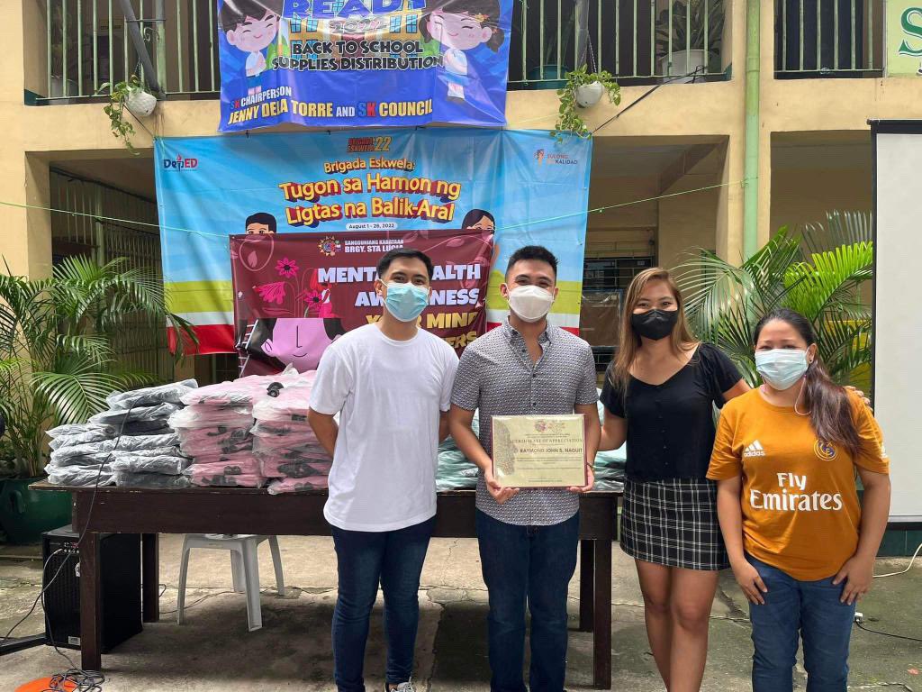 raymond_naguit's tweet image. Resumption of classes require that we scale up not only our capacity to handle COVID but also our mental health services. 

Happy to have joined the Sangguniang Kabataan of Brgy. Sta.Lucia and the Sta.Lucia High School for a discussion on mental health of young people. #MoveforMH