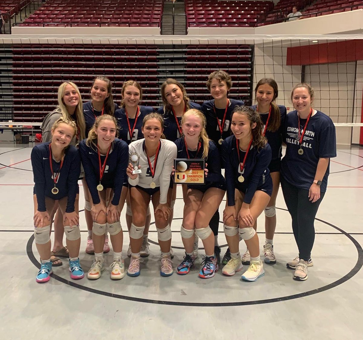 Edmond North V-Ball tweet media