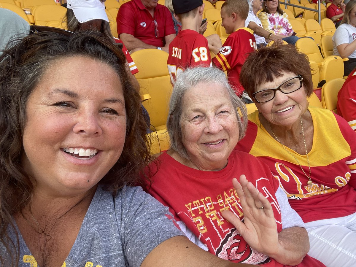 nancejenny's tweet photo. I loved being able to take these @Chiefs fans to the game today!  It was a great day!  ❤️💛 https://t.co/ZR5Le6lXuS