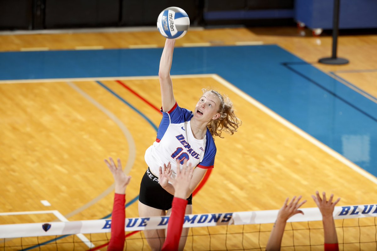 DePaulVball's tweet photo. Electric exhibition » ready for the regular season  ✨

#BlueGrit https://t.co/JNUUq4Vj5U