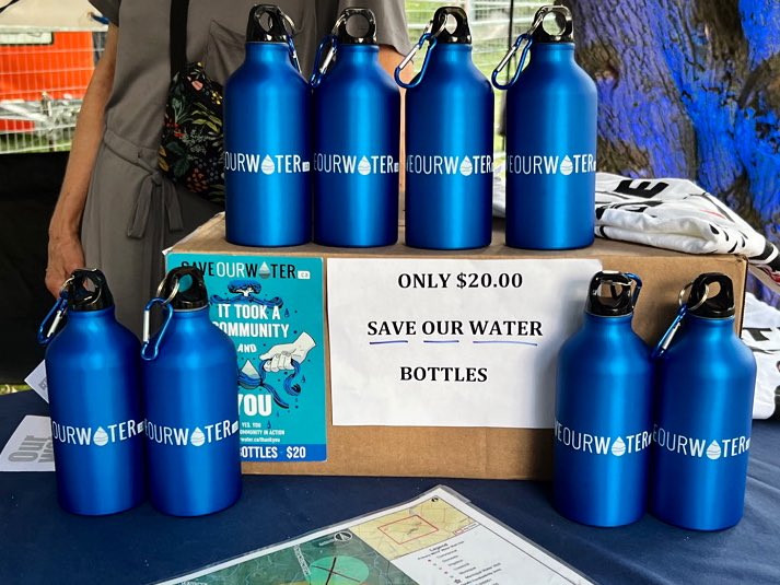 saveourwaterca's tweet photo. It’s a hot weekend at @riverfestelora, so hydration is important! 💦 

We have the solution: #SaveOurWater water bottles. 💧

Stop by our table for these REUSABLE bottles. 💙 We’re conveniently located beside the water refilling station. Be quick, not many left. https://t.co/pyLNYXnNbi