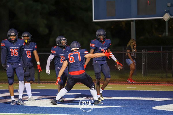 DeWayneMosley4's tweet photo. Jr. Season is here cant take my foot off the pedal 🔥@BmfMemphis @JalanSowell @recruit4TN @MaxPreps @joeymagnifico1 @justinhunter_11 @CSmithScout https://t.co/ra0MCGootK