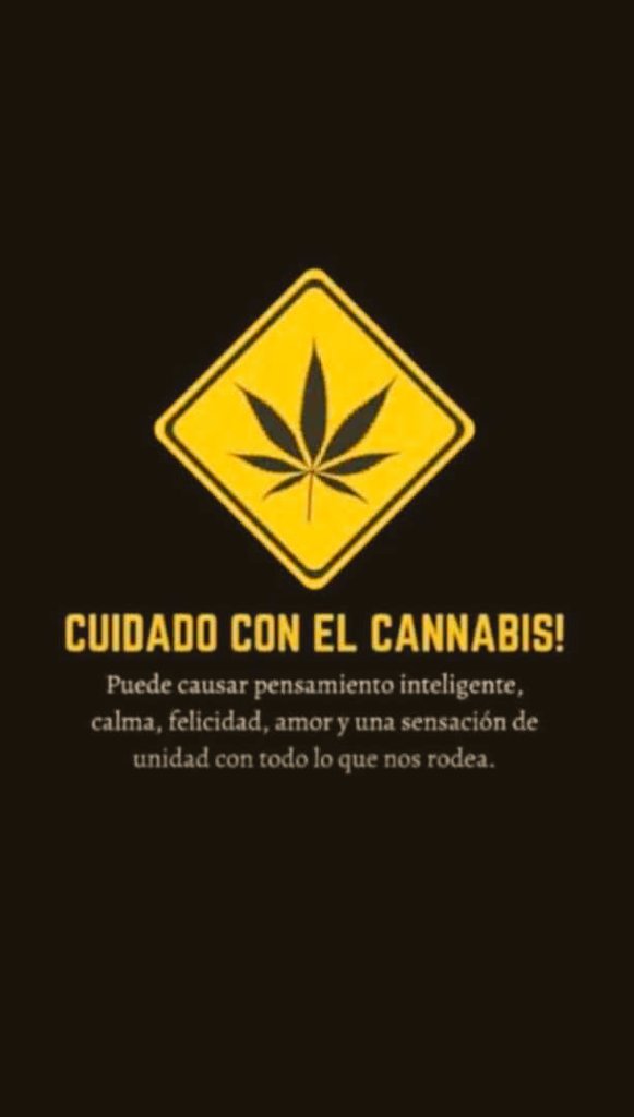 Cwnestyy's tweet photo. Solo tengan cuidado...🍁🔥👊🏻 https://t.co/IvlLjriu5X