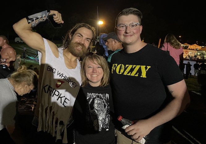 worldscollide20's tweet photo. This dude was awesome to see live! #OVWSummerTour @JaredKripke https://t.co/WoL8UYDKMN
