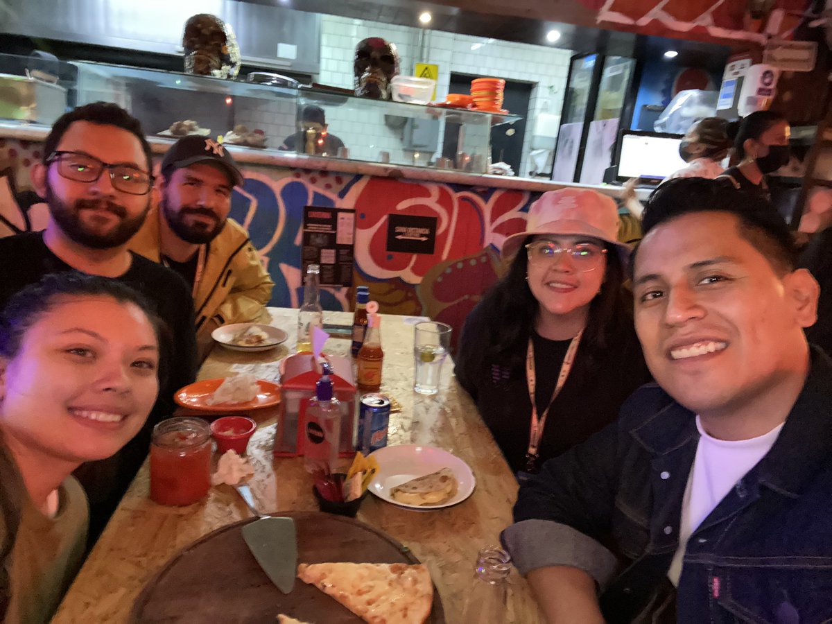Web3Familia's tweet photo. Food break con el equipo de @dippixyz en #ETHMexico creando una nueva funcionalidad @keyppi_! Send them buenas vibras ❤️🔥💪🏽 #WAGMI #ZKSnarks https://t.co/LndneeFeHE