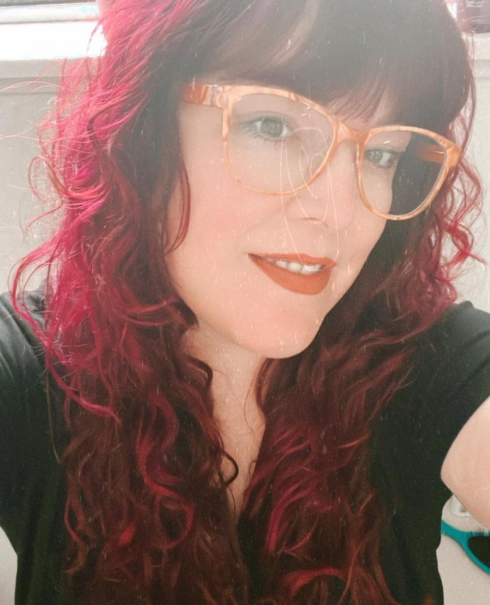 LoudGraves tweet media