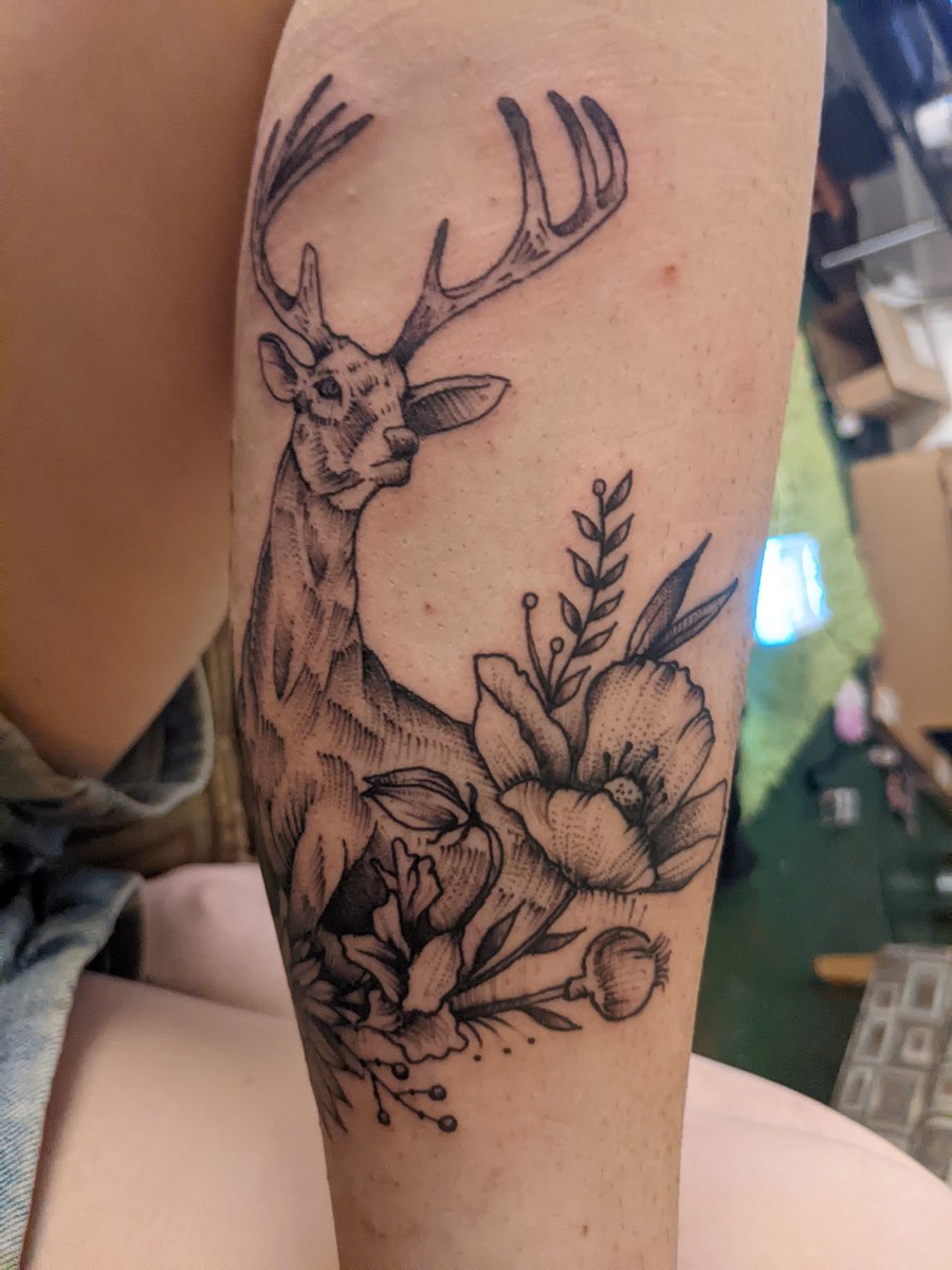 e_steorts's tweet photo. Obsessed with my new tattoo https://t.co/KO4FNBl2js
