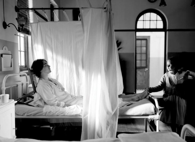 그 영화 is back •• 언젠가 스크린으로 보고 더 큰 감동을 느끼려고 저 날 이후 한번도 안봤는데 그래서 그런가 두번 봐도 너무좋다🥹🥹 사랑해...