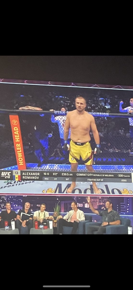 k_canny80's tweet photo. To the #Isles community in panic mode — Lou hasn’t lost his edge, he’s gotten better. Nobody realized our new defender doubled as a UFC fighter until tonight https://t.co/Vf3mVDoGti