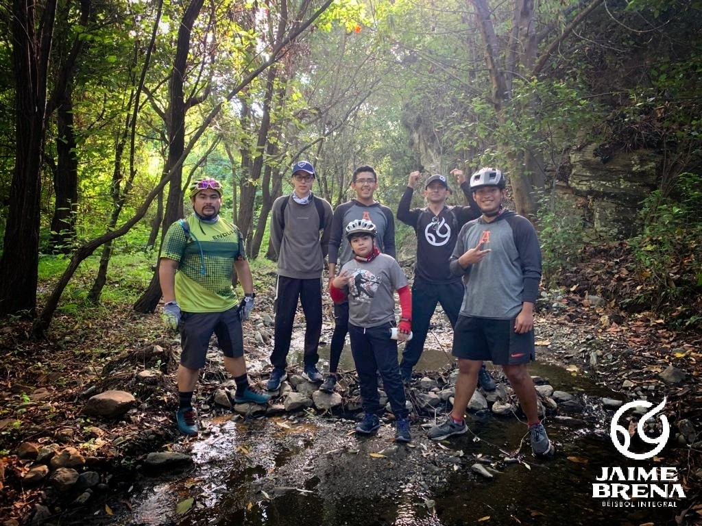cdbijb's tweet photo. Cuida el exterior tanto como el interior; porque todo es uno.
- Buda-

#JB10 #beisbol #integral #lideres #positivos #bicicleta #montaña 🚵 https://t.co/1KSdgUH3SM